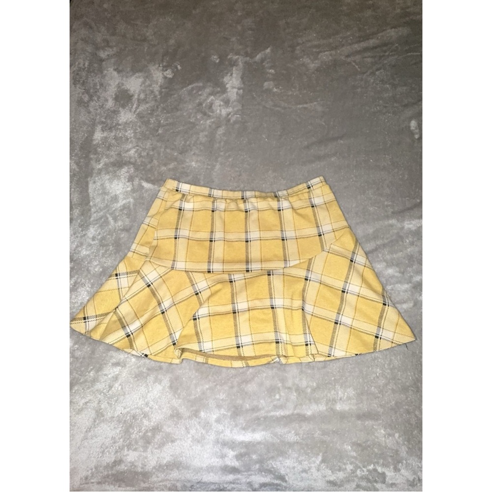 Yellow plaid mini skirt, built in shorts!